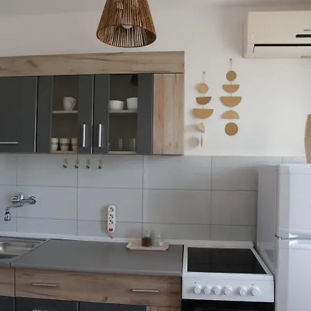 Stan Na Dan Paraćin